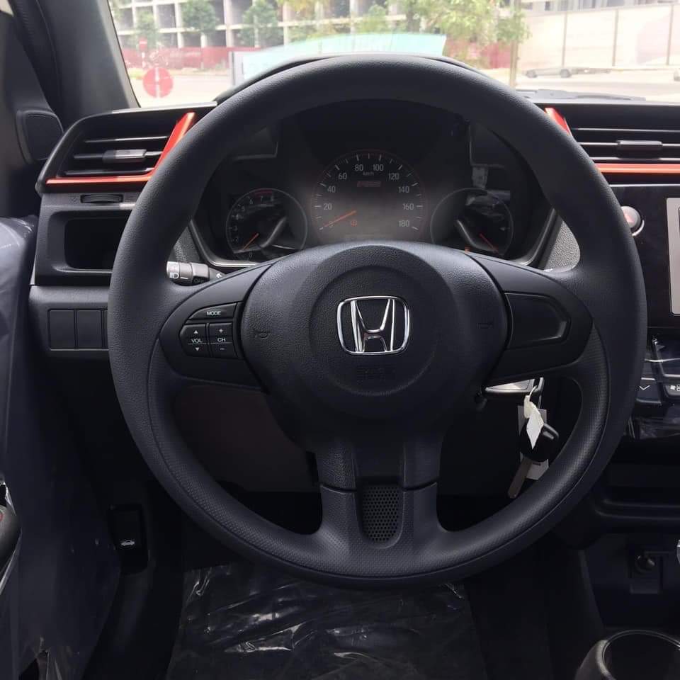 Vo-lang-Honda-Brio